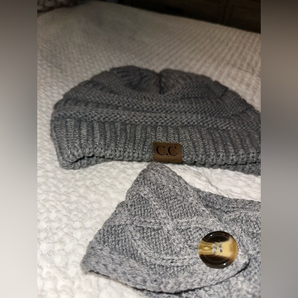 NWOT C.C. Exclusives Adult Cable Knit Beanie & Headband - Dark Gray - Picture 5 of 9